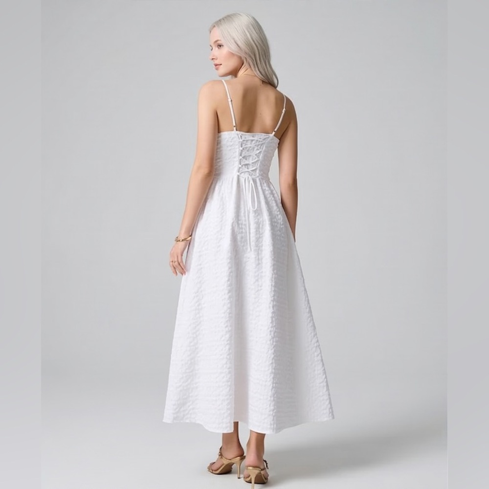 LAST ONE 🔥 Textured Midi Cottagecore Lace-Up Corset Dress White - Picture 4 of 9